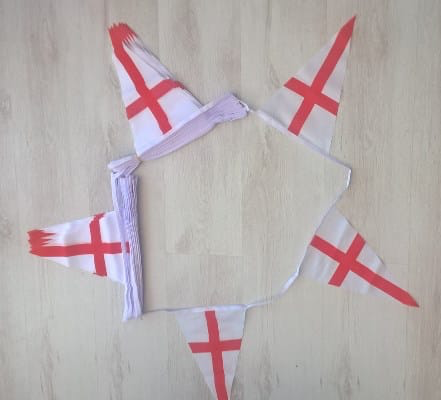St George (England) Triangle Bunting - 20 metres