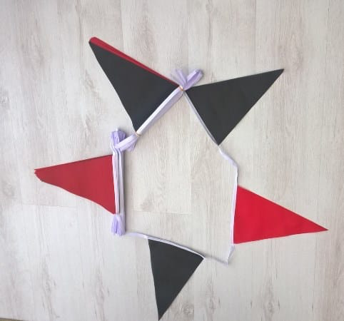 Black/Red Triangle Bunting - 20 metres